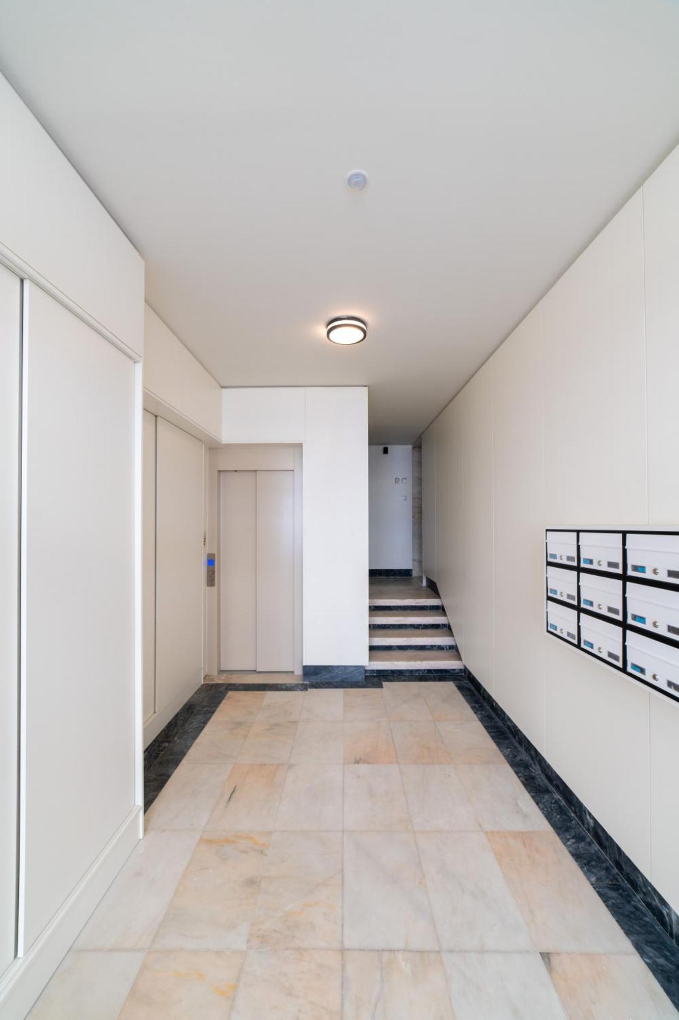 Lejlighed Lusiadas 53 2ºd - Beautiful Two-bedroom *